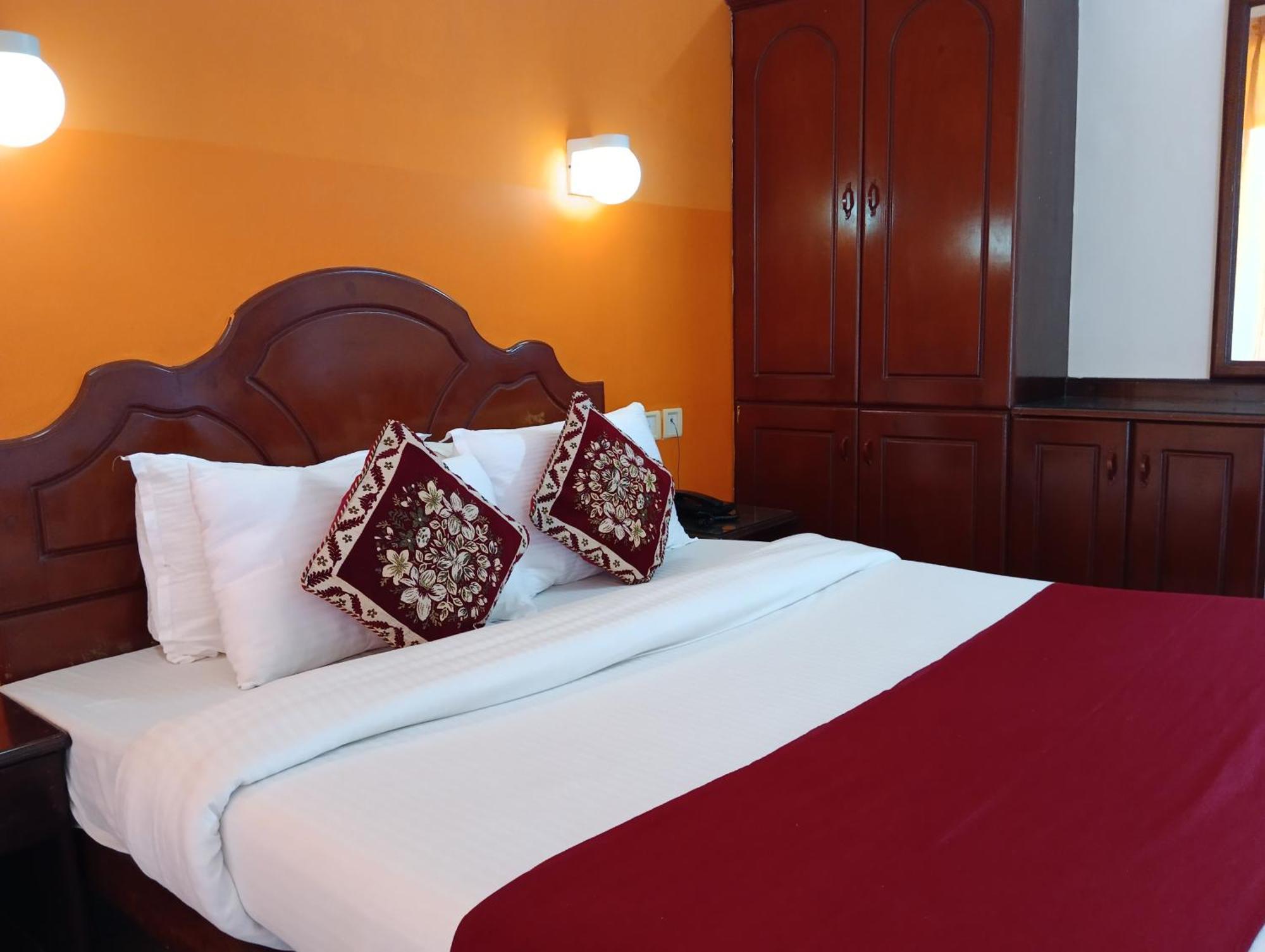 Vedantha Inn Kovalam Ngoại thất bức ảnh